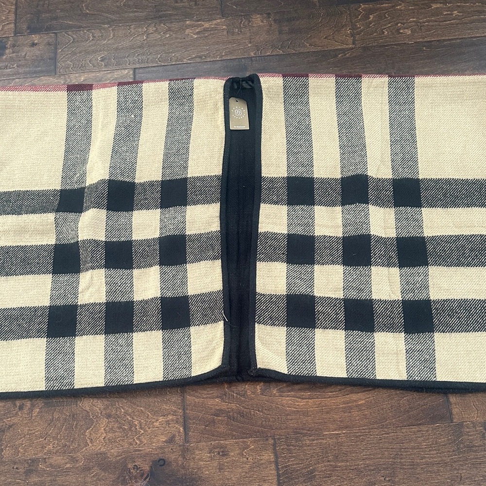 Woman’s Plaid wrap